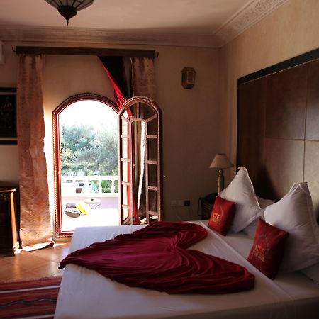 ริอ๊าด เคล เด ซอล Hotel Aghmat ภายนอก รูปภาพ